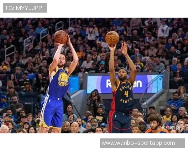 穆迪成为勇士队史第三年轻连场得分20分并投中5个三分球的球员