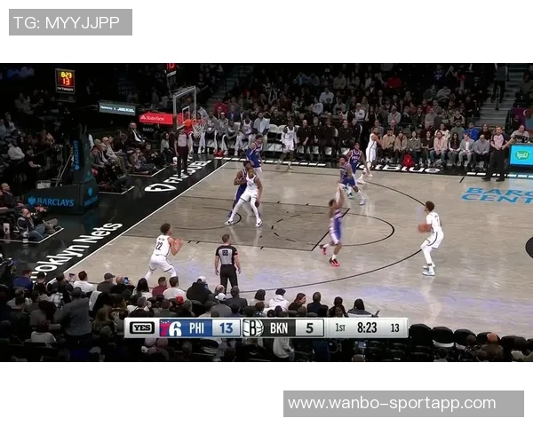 卡梅隆约翰逊膝伤严重痛苦倒地提前退场球迷心疼不已